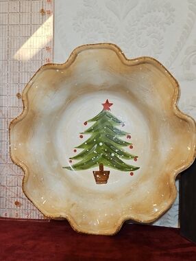 WONDERLAND Hand-Painted Holiday Serving Bowl - Green, Red & Cream